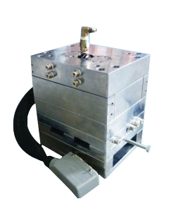 低壓注塑機熱流道注塑模具